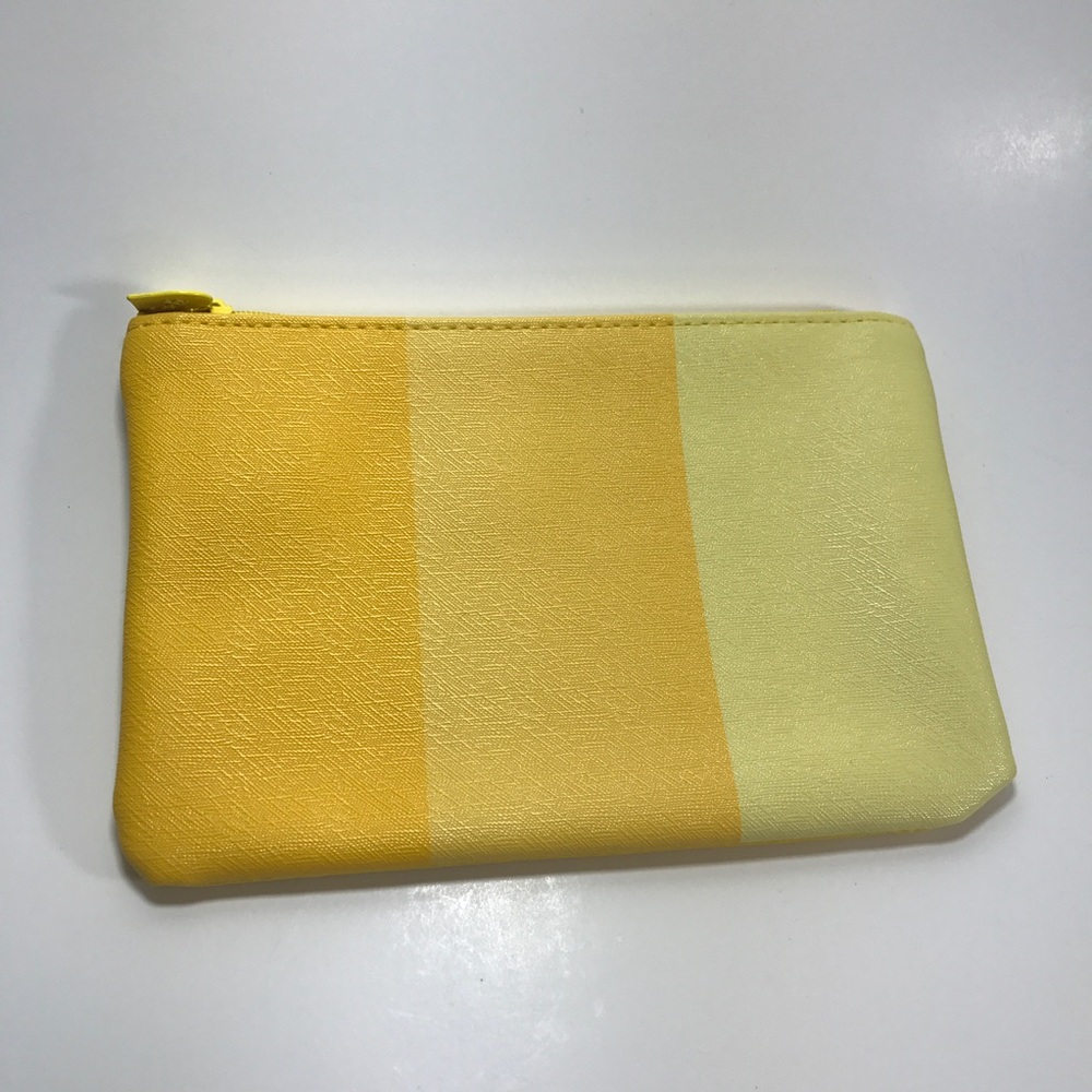 IPSY  Makeup Bag